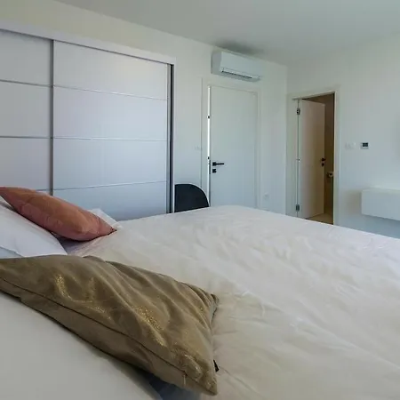 Villa Celi Comfortable *