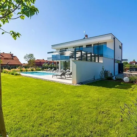 Villa Celi Comfortable Pula