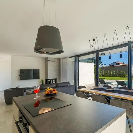Villa Celi Comfortable *