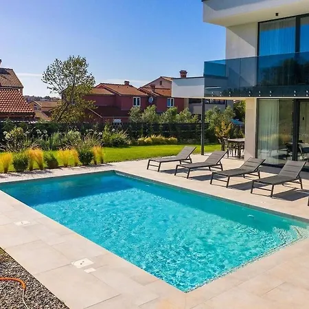 Celi Comfortable Villa