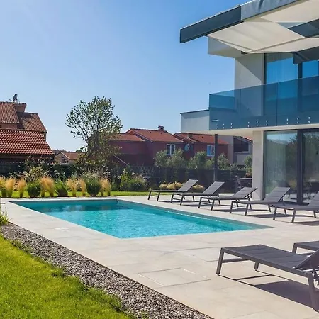 Villa Celi Comfortable *